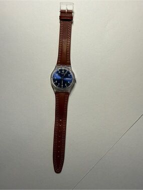 Swatch Womens Watch 31mm Blue Dial Clear Case Brown Leather Date New Battery Vintage Swatch Swiss Jelly Watch Orange Clear Case Blue  main image 3